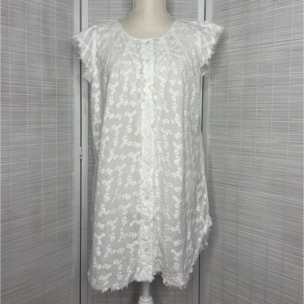 Holding Horses White Eyelet Embroidered Button Front Relaxed Cotton Tunic Size S